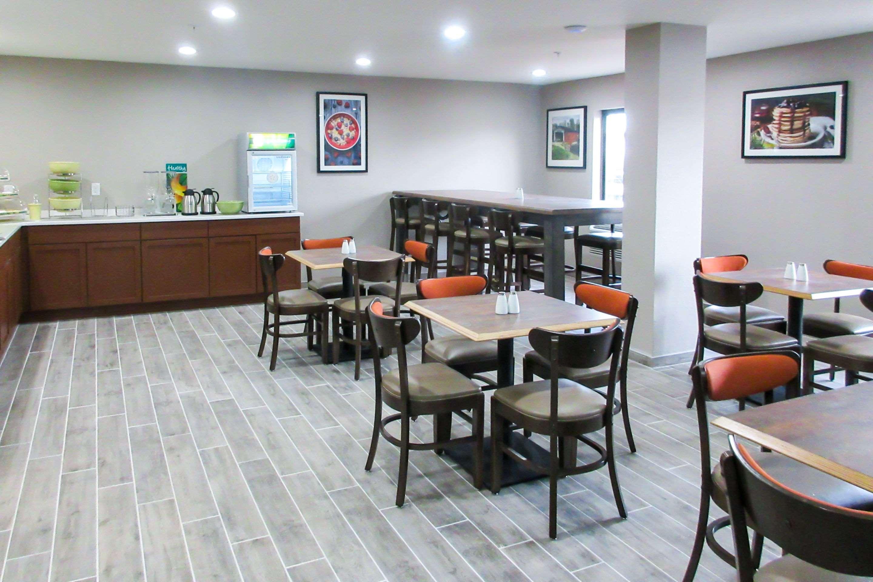 Quality Inn & Suites Hammond Near I-8090 Bagian luar foto