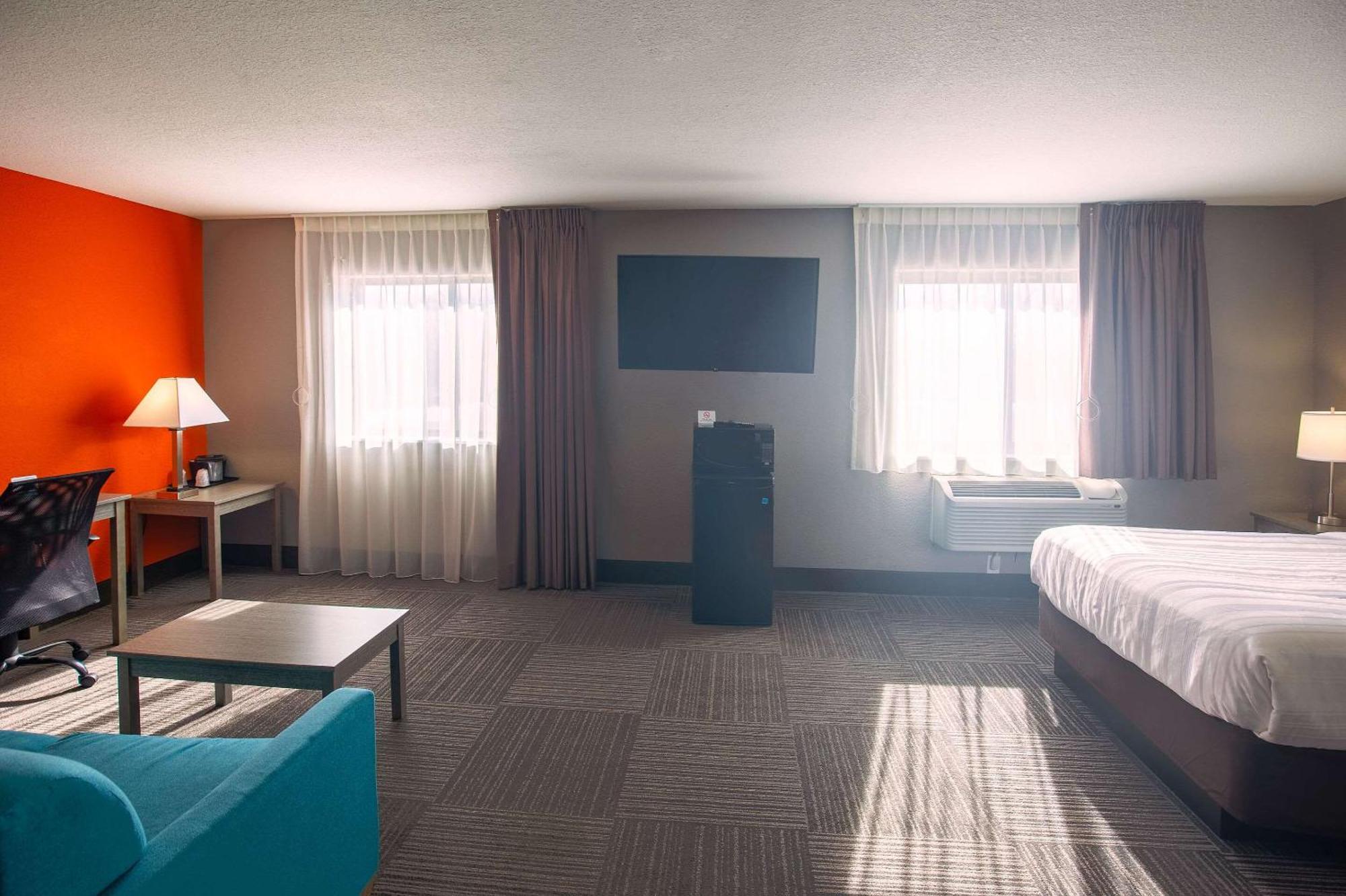 Quality Inn & Suites Hammond Near I-8090 Bagian luar foto